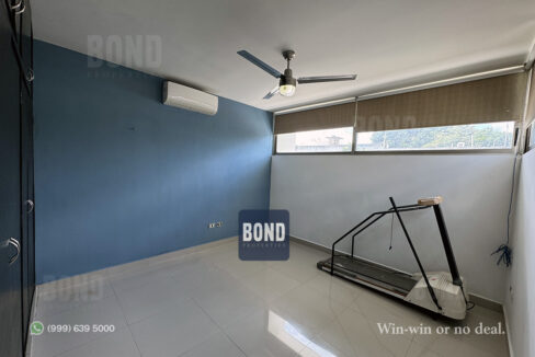 BOND - Emiliano 014