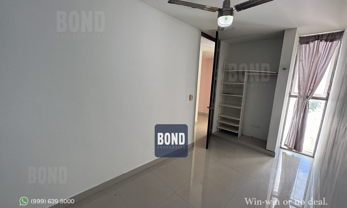 BOND - Emiliano 018