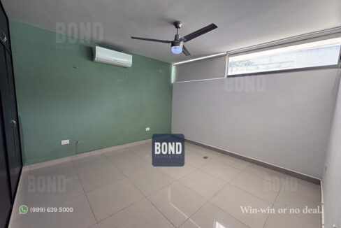 BOND - Emiliano 032